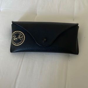 RAY-BAN Aviator Classic Polarized Sunglasses, Comes with the case